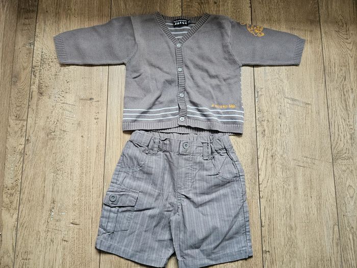 Ensemble gilet col V et short taupe Tout compte fait 6 mois