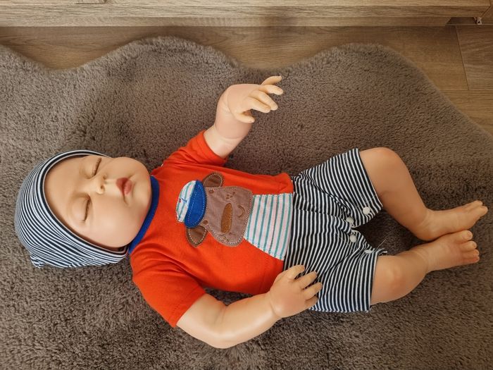 Poupée reborn avec accessoires - photo numéro 3