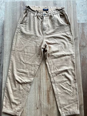 Pantalon beige ample