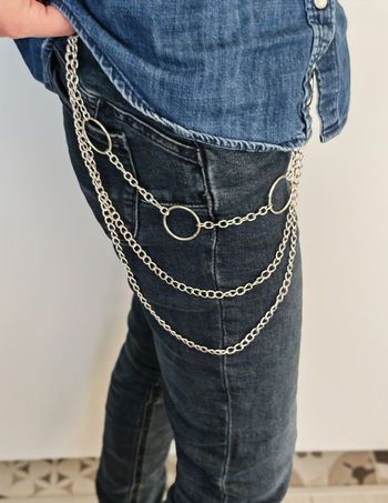 Bijoux-chaîne accessoire pour vêtements 