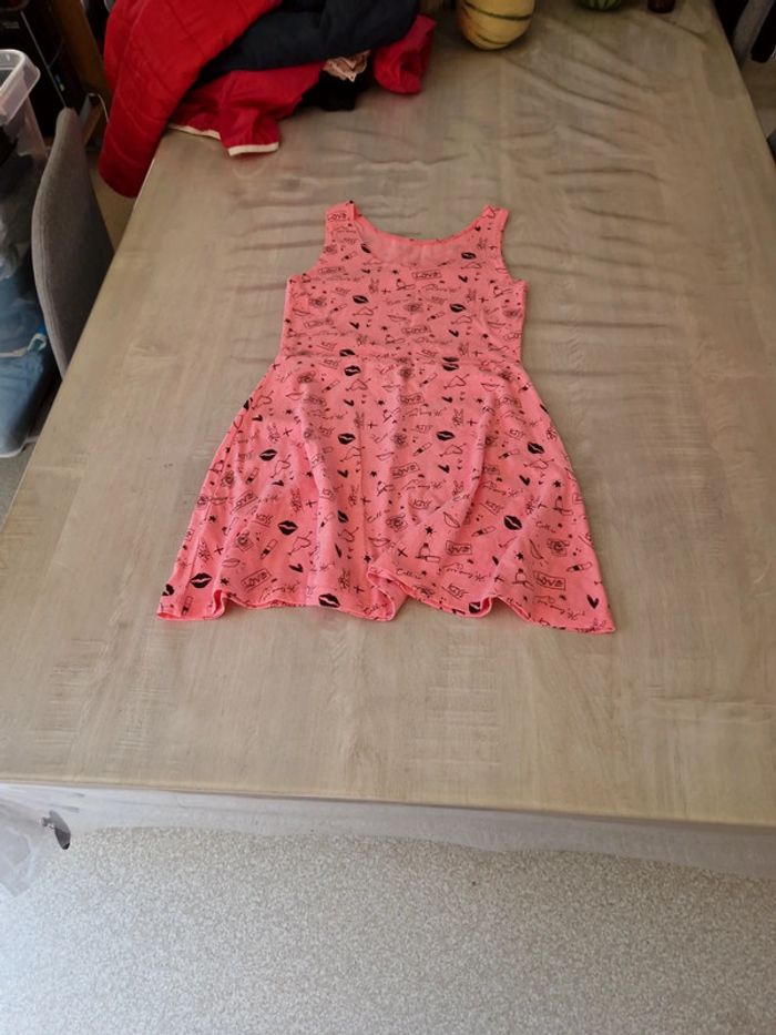 Robe rose - photo numéro 2