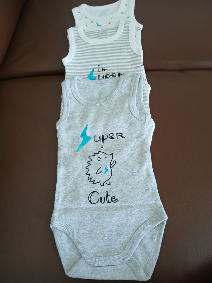 lot 3 bodies sans manches garcon tex baby 60 cm 3 mois