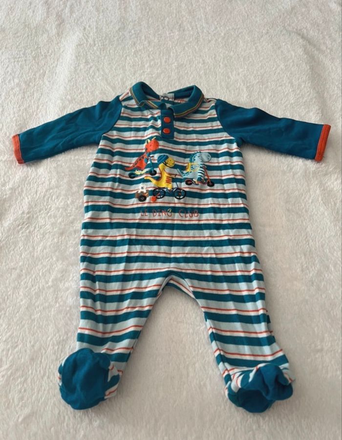 Lot : 2 pyjamas T1mois