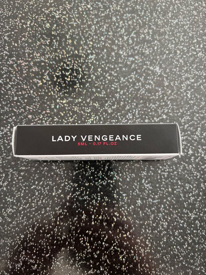 Juliette has a gun - Lady vengeance format voyage - photo numéro 3