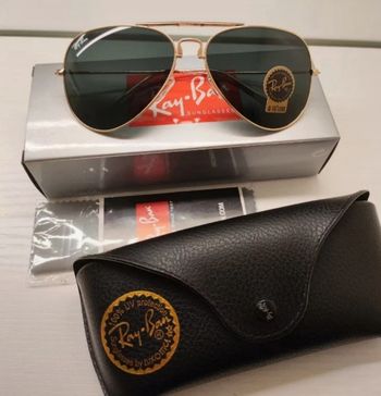 Lunettes Ray ban neuve