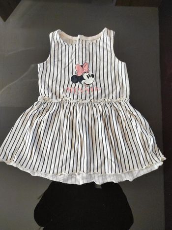 Robe Disney Minnie 12 mois en très bon état