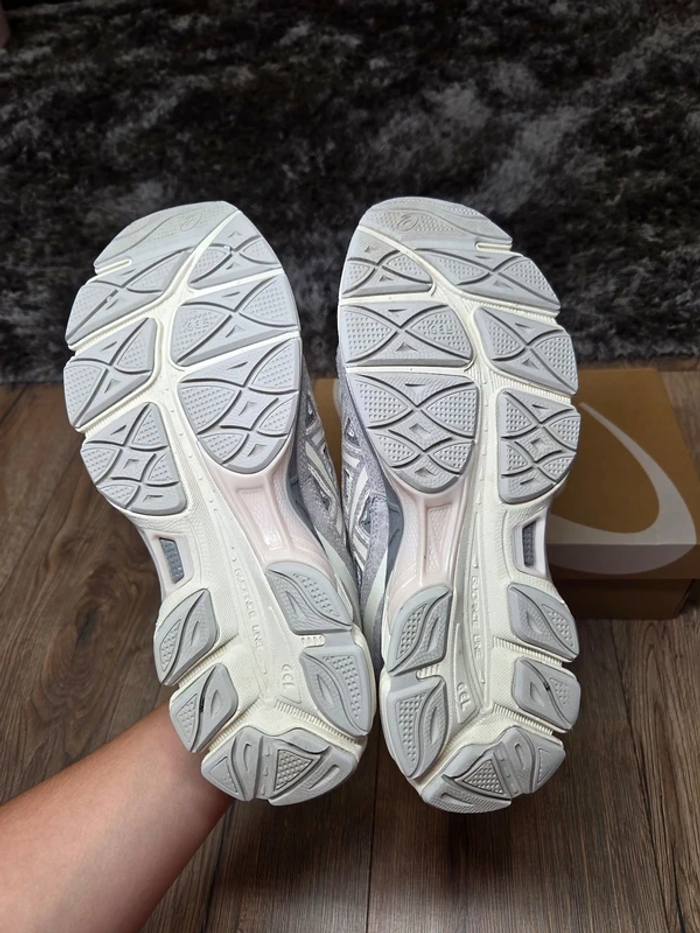 Asics GEL-NYC Gris 41.5 - photo numéro 6