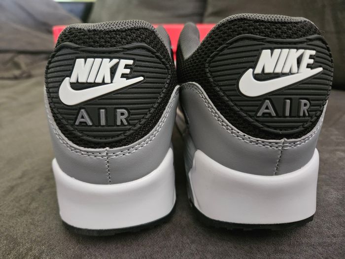 Air max - photo numéro 3