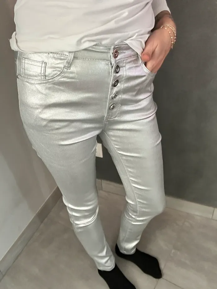 Pantalon argenté - photo numéro 2