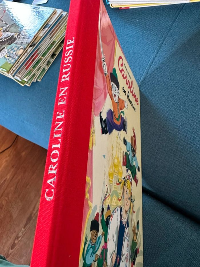 Livre rare Caroline en Russie reliure rouge édition limitée album bd Pierre Probst - photo numéro 3