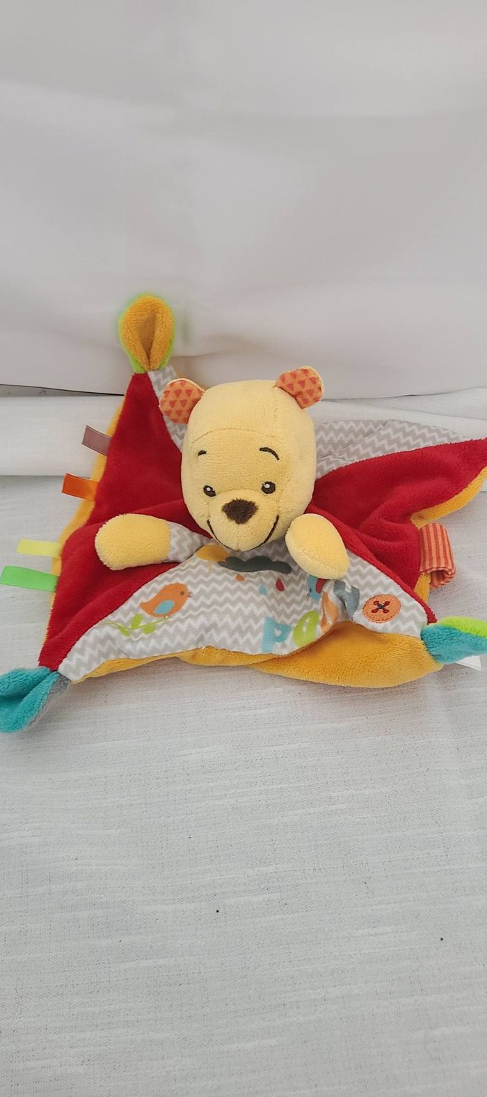 Doudou plat Winnie Pooh rouge orange oiseau attache tétine DISNEY - photo numéro 2
