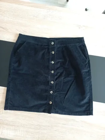 Jupe noir en velours T44