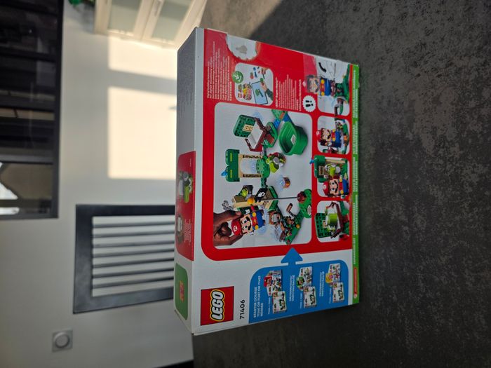 LEGO Super Mario 71406 La maison cadeau de Yoshi – Complet avec boîte - photo numéro 2