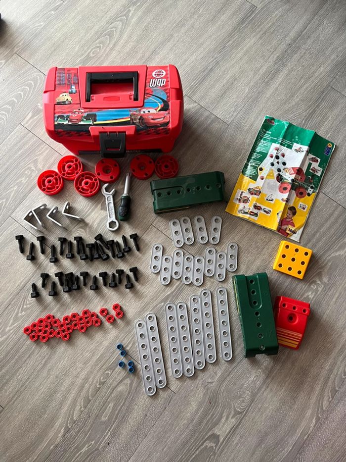 Boîte à outils Cars et jeux de construction Klein