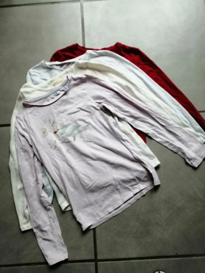 Lot 4 t-shirt manche longue 12 ans