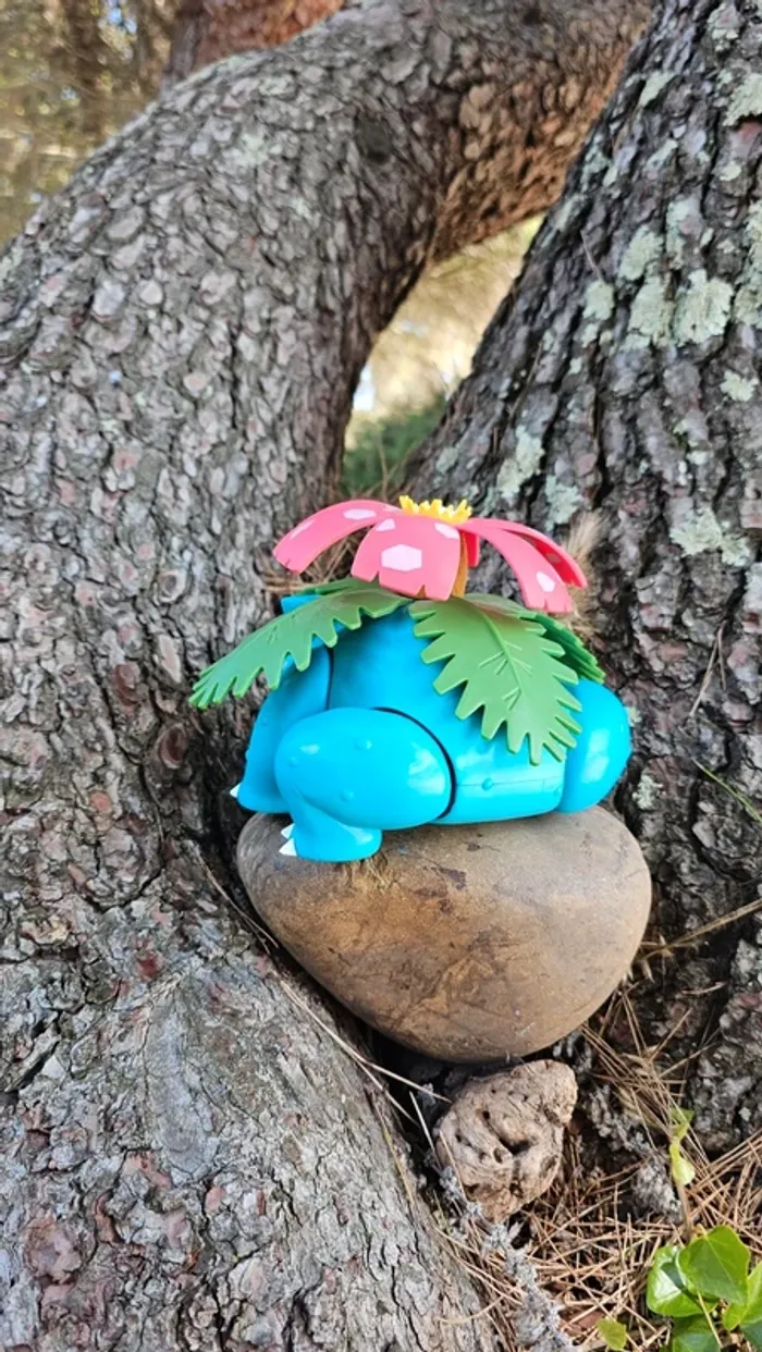 Super grande figurine Pokemon Nintendo Florizarre - photo numéro 5