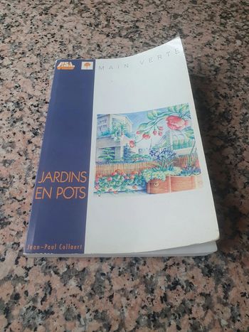 Main verte : jardin en pot