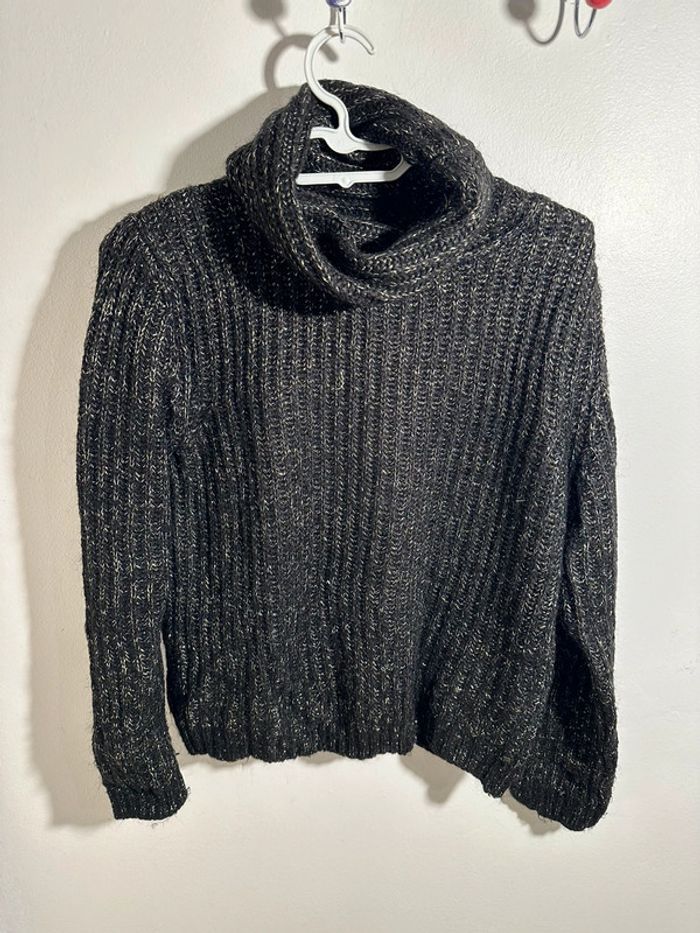 Pull col roulée