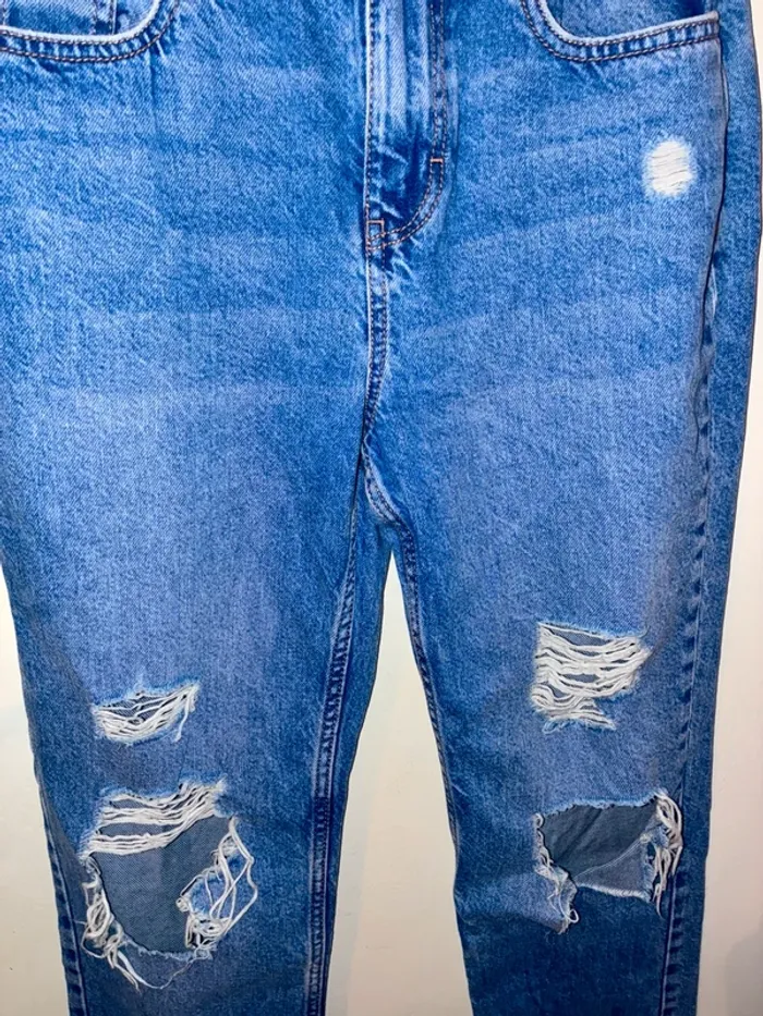 Jeans mom troué, 34, Jennyfer. - photo numéro 4
