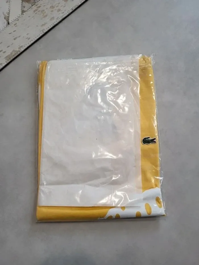 T-shirt lacoste RARE (neuf) - photo numéro 7