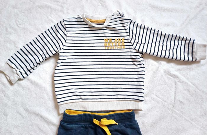 Ensemble kiabi taille 24 mois - photo numéro 2