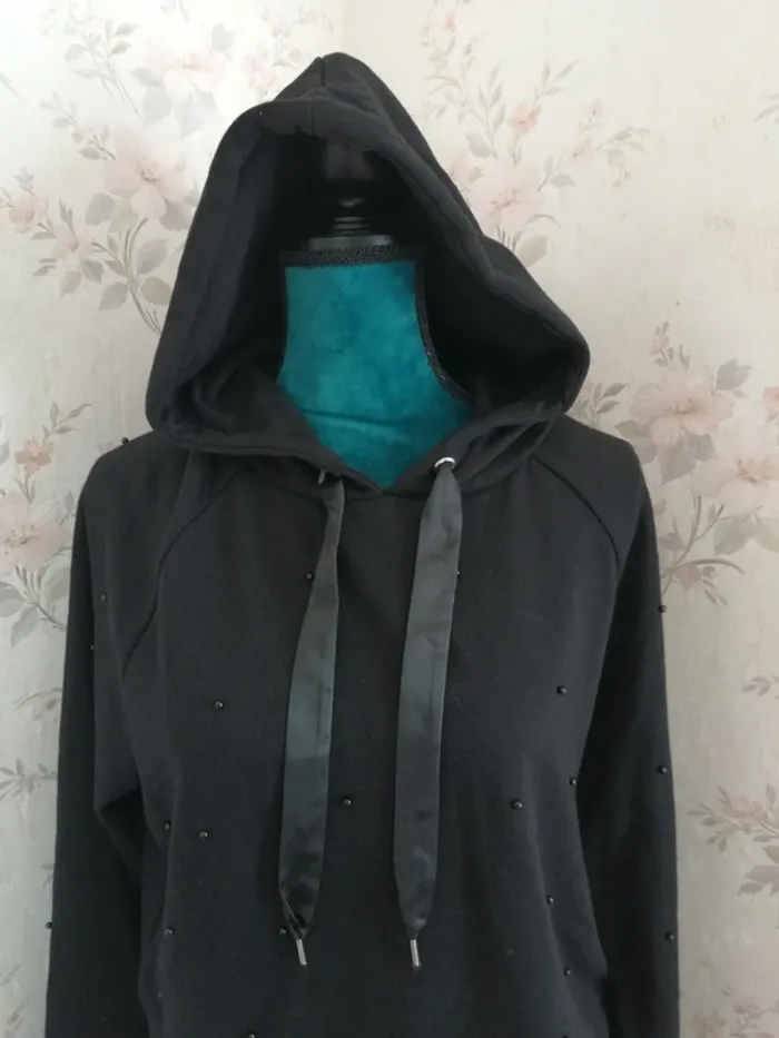 Sweat à capuche noir avec des perles et rubans / fb sister / (L) - photo numéro 4