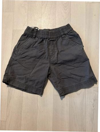 Short palomino kaki 2 ans très bon état