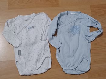 Lot de 2 bodies Absorba 3 mois