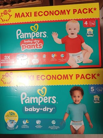 Lot de couches pampers
