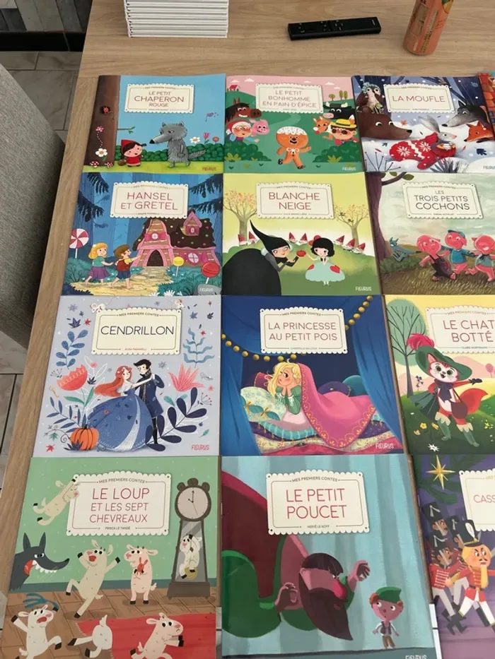Lot de 16 petits livres mes premiers contes - photo numéro 2