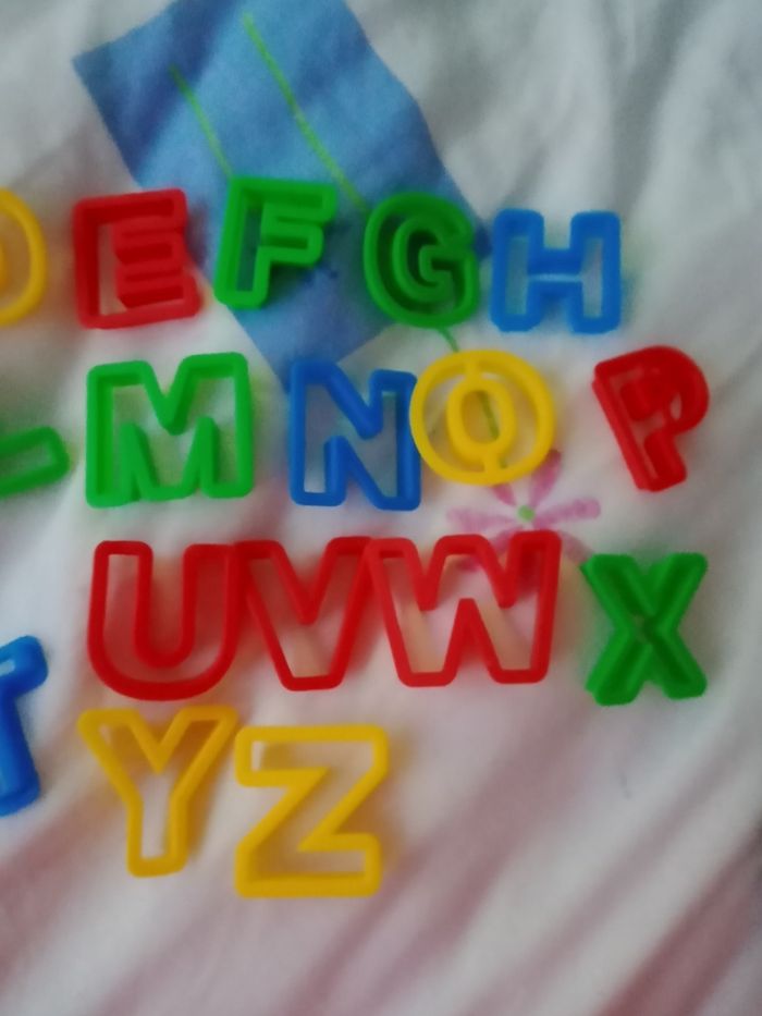 Forme alphabets, lettres x 26
Pâte à modeler - photo numéro 2