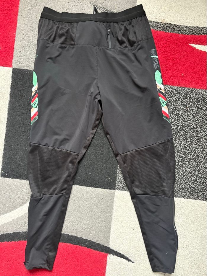 Nike Running Tokyo - taille M - photo numéro 3