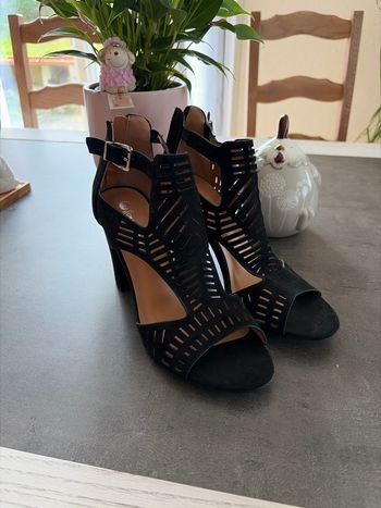 Sandales à talons 