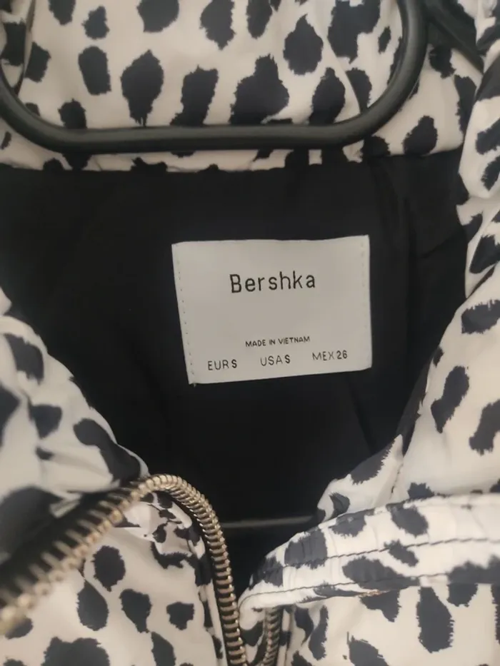 Bershka Veste d'hiver imprimé tigre - photo numéro 2