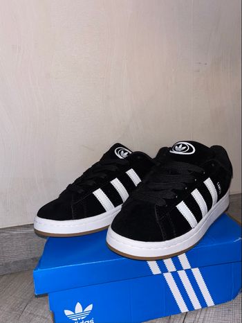 Adidas campus