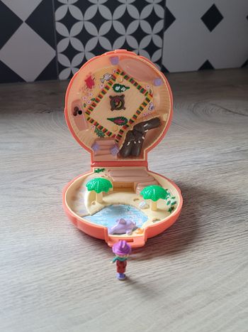 Polly pocket île 