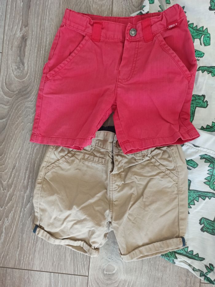 Lot T-shirts.et shorts 24 mois - photo numéro 7