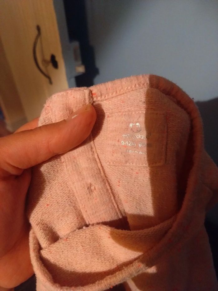 Lot pull sweat et bas de pantalon jogging rose bébé fille 12 18 mois - photo numéro 4