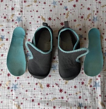 Chaussons de sport Decathlon taille 27