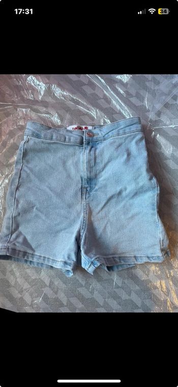 Short jegging en jean clair taille haute Jennyfer – tendance et confortable