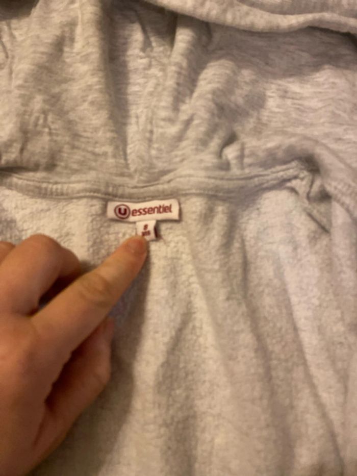 Gilet à capuche, gris, taille huit ans - photo numéro 2