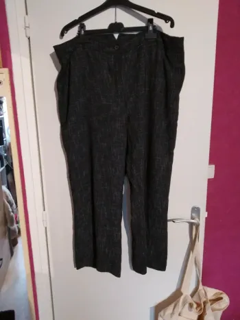 Pantalon taille 52/54