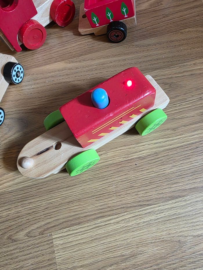 Lot de jouets en bois - photo numéro 3