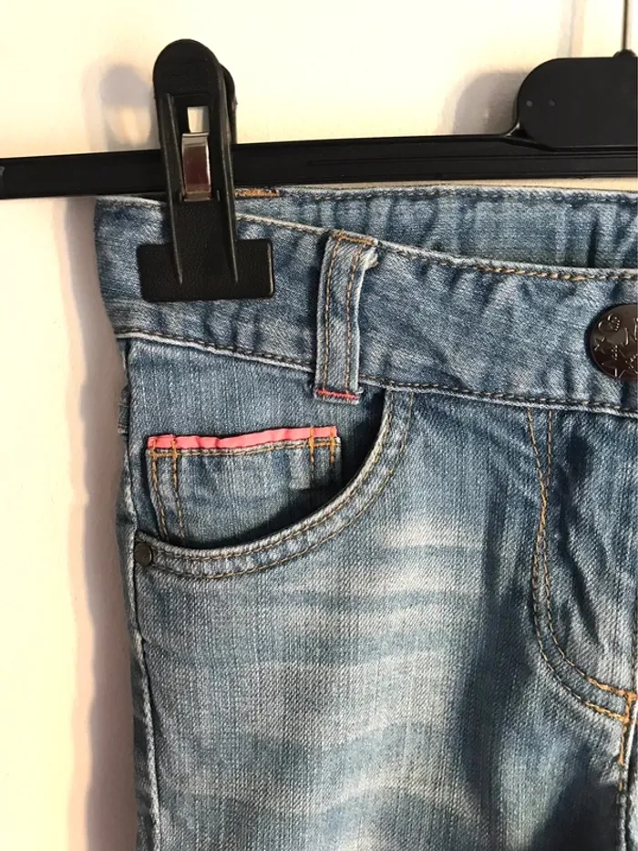 Jeans 8 ans à broderies étoilées - photo numéro 4