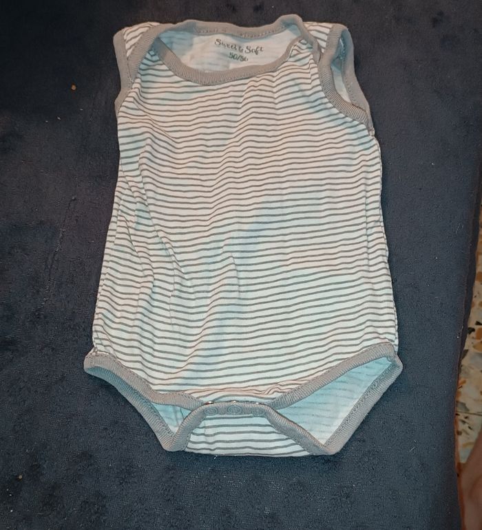 Lot de 4 bodies débardeur - photo numéro 3