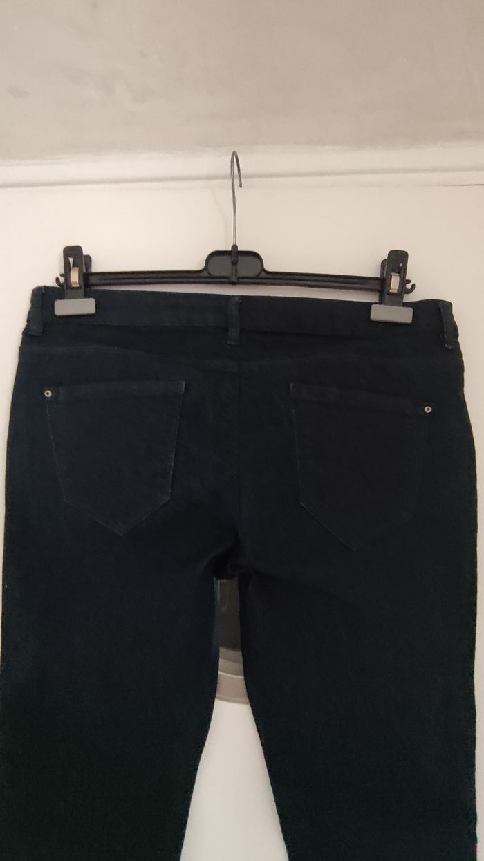 Pantalon femme jeans marque camaïeu taille 42 couleur bleu marine - photo numéro 5