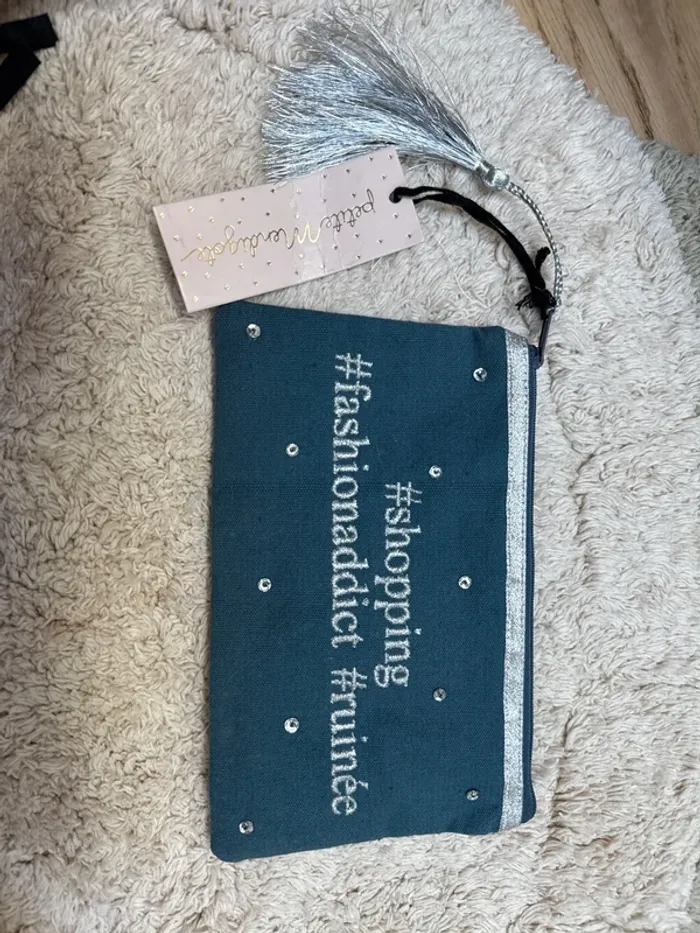 trousse neuve petite mendigote