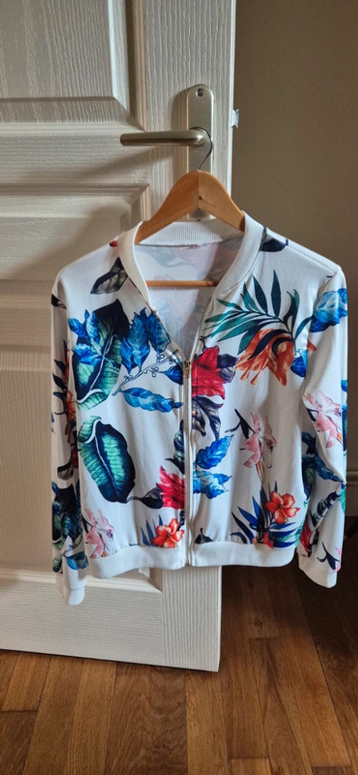 Bomber /veste imprimé fleurie