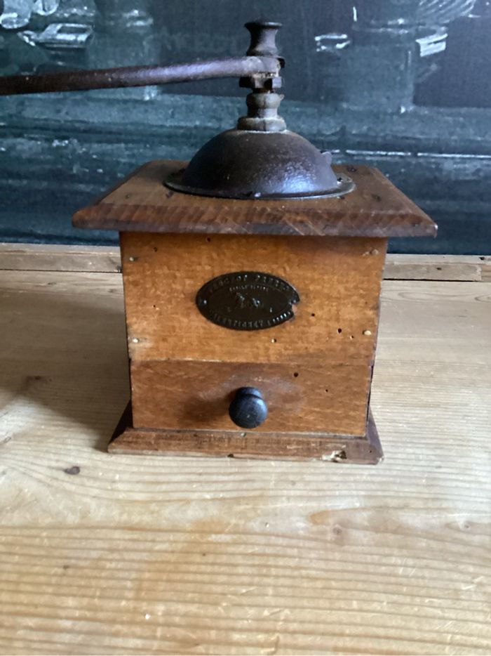 Moulin à café Peugeot
