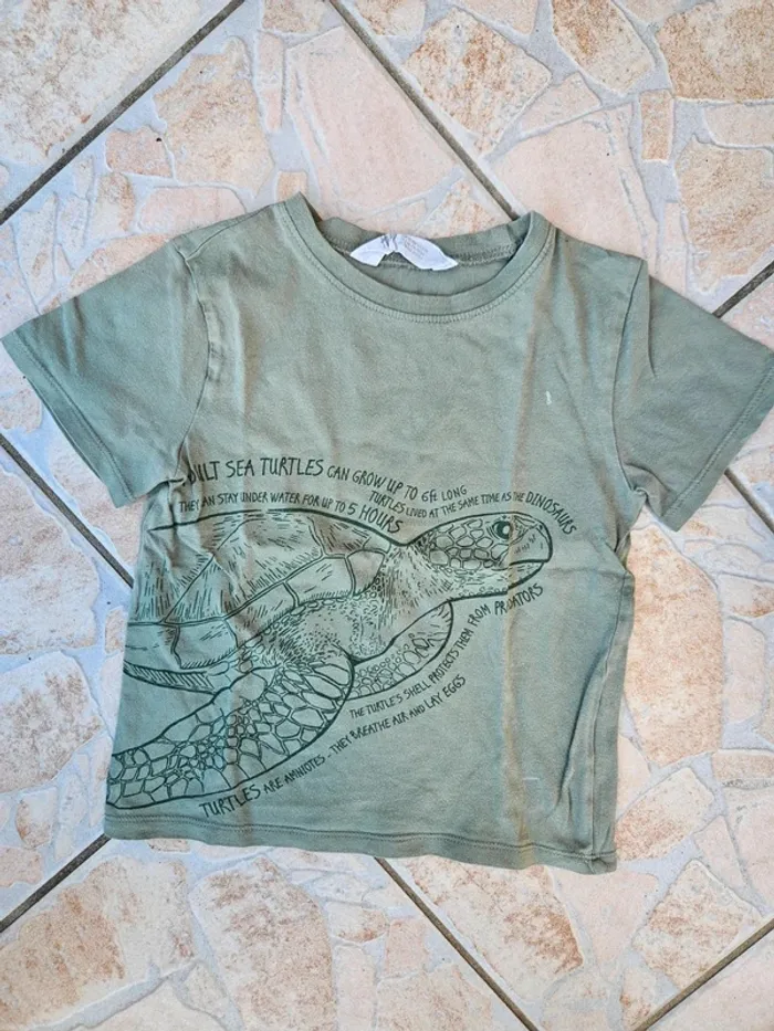 T-shirt kaki H&M 3 / 4ans